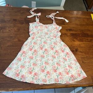 Altar’d State Floral Pink and White womens Dress size small